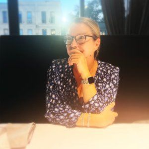 Meet your Posher, Hillary